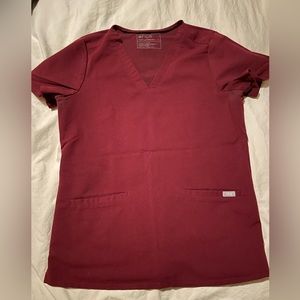 Figs Women's small Burgundy Casma™ - Three-Pocket Scrub Top